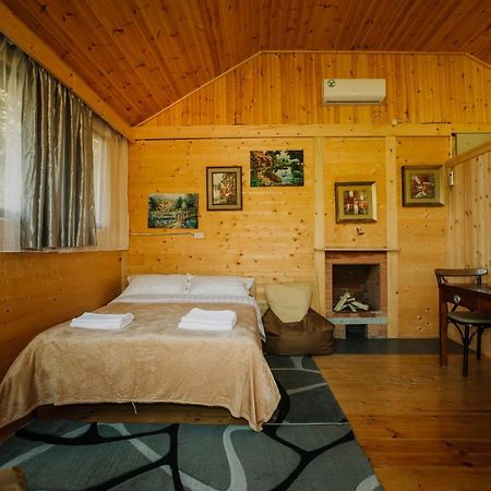 River Land Cottages Tskhmorisi Eksteriør billede